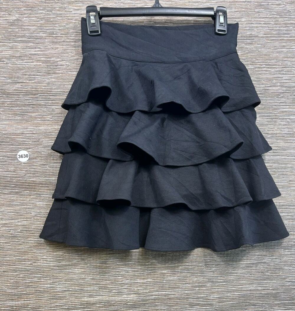 T. Skirt Juniors Sz 1 Black Ruffle Tiered Mini Stretch Knit Party Casual Flounce